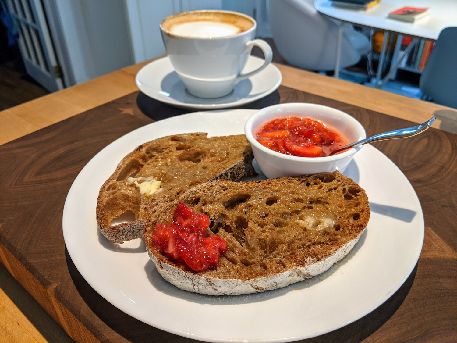 Tartines aux fraises