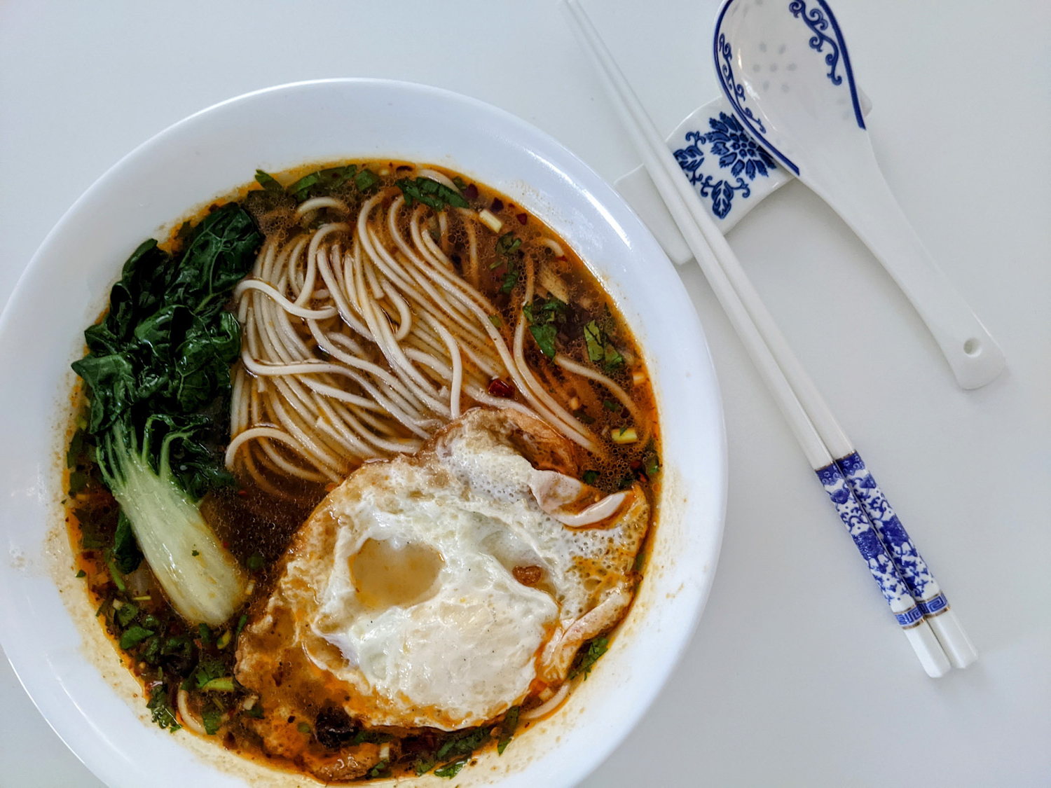 Soupe chinoise aux nouilles éclair